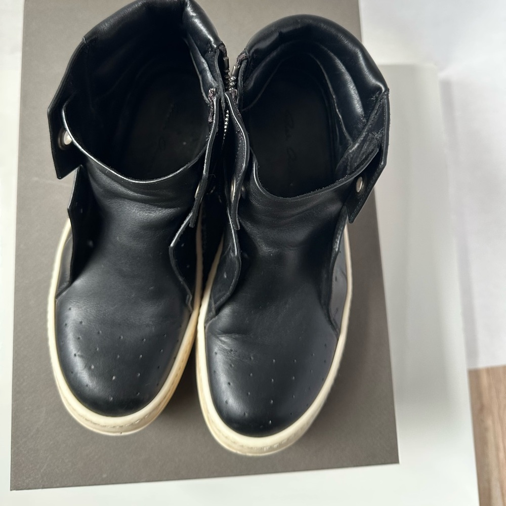 Rick Owens Island Dunk in black leather. Woman size 36.